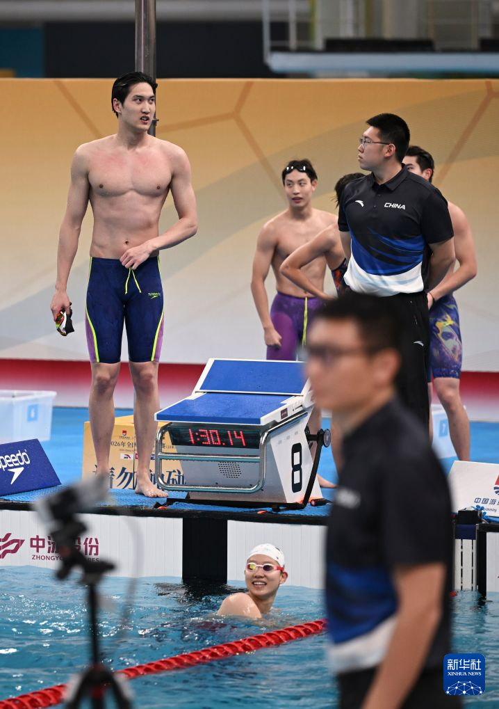 游泳——全国锦标赛（25米）：男女4x50米自由泳接力决赛赛况